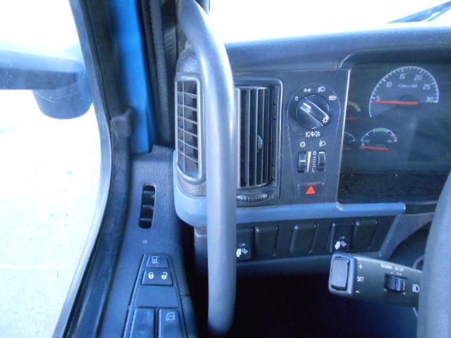 Vozidlo VOLVO FM9 300 62R