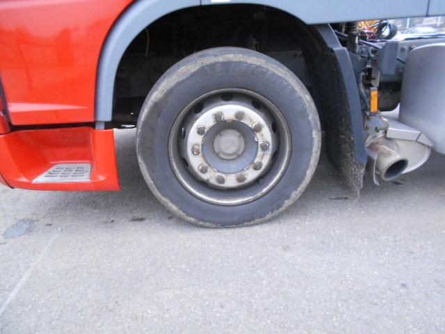 Vozidlo DAF FT-LD XF105.460