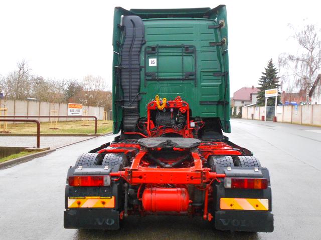 Vozidlo VOLVO FH12 42T