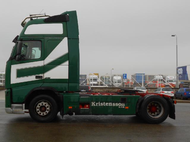 Vozidlo VOLVO FH12 42T