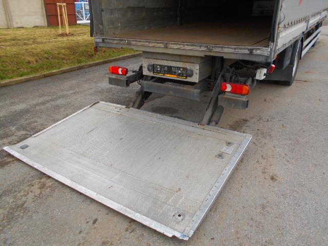 Vozidlo RENAULT MIDLUM 240.16 O 4X2