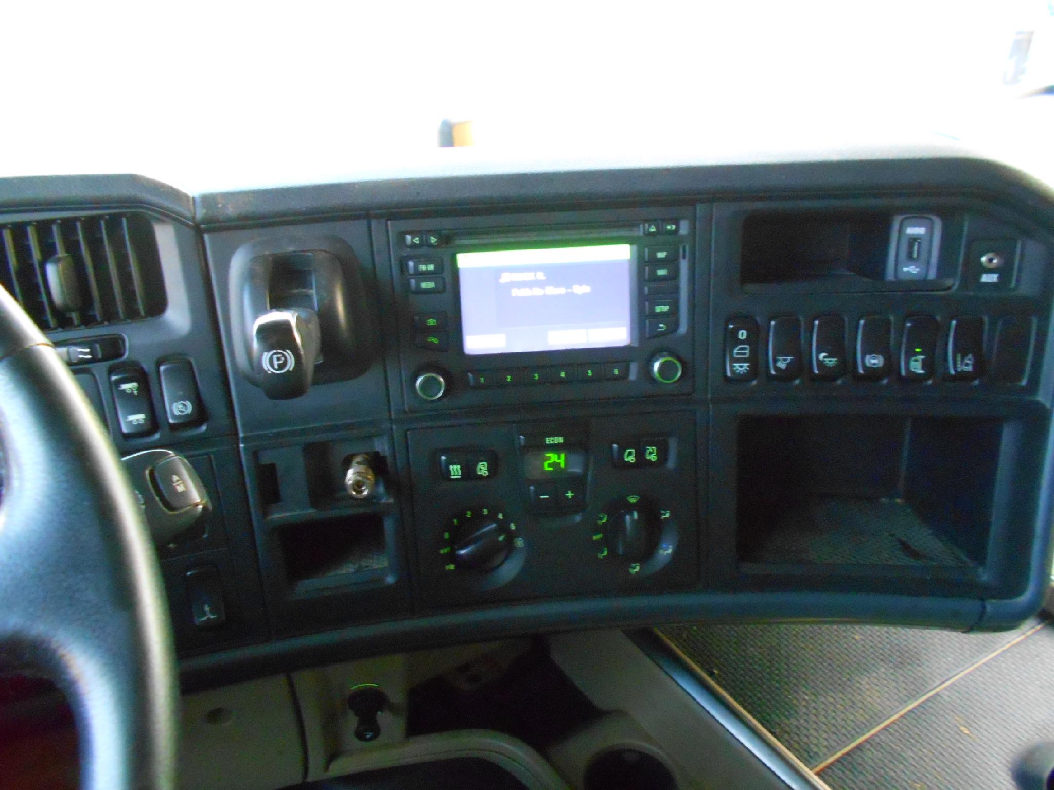 Vozidlo SCANIA R490 LA4x2MNA CR19T