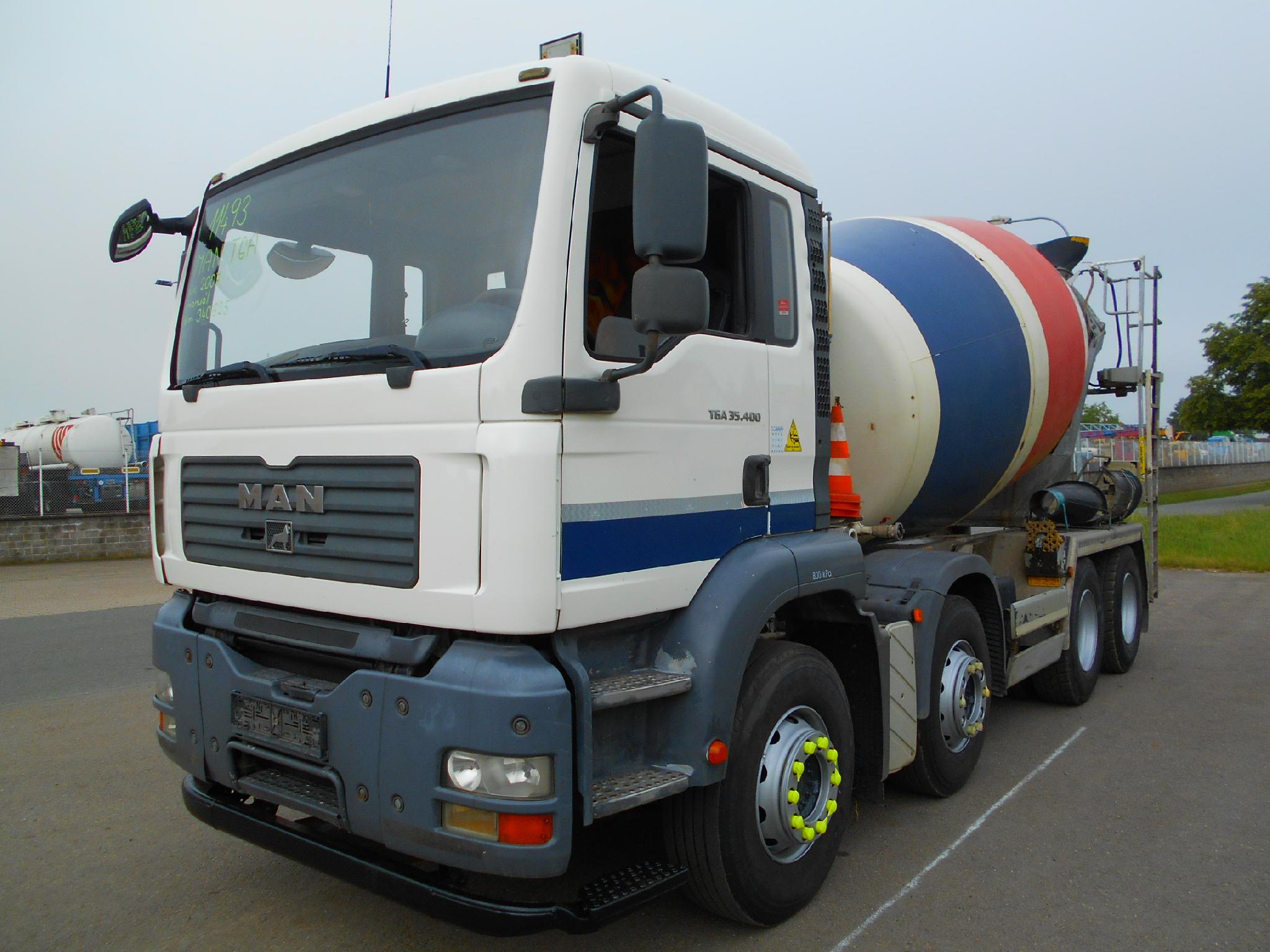 Vozidlo MAN TGA 35.400 8x4 BB