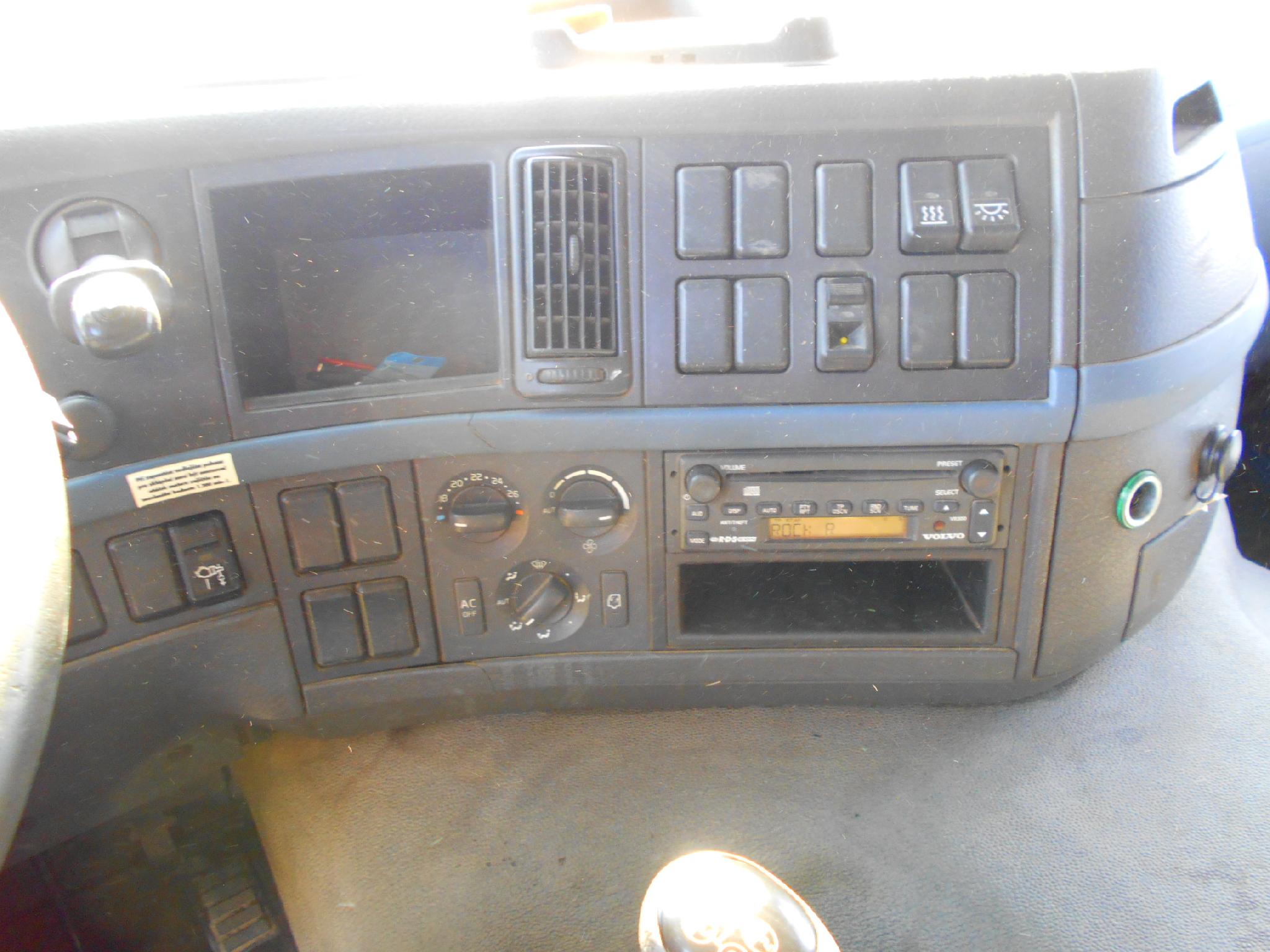 Vozidlo VOLVO FM13 440 84R