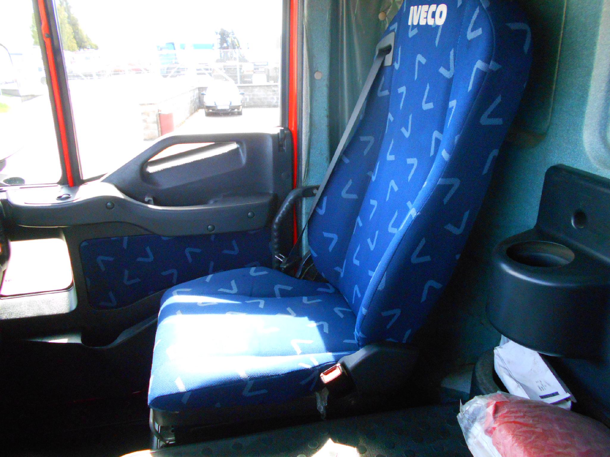 Vozidlo IVECO STRALIS 420 6X4 + HR
