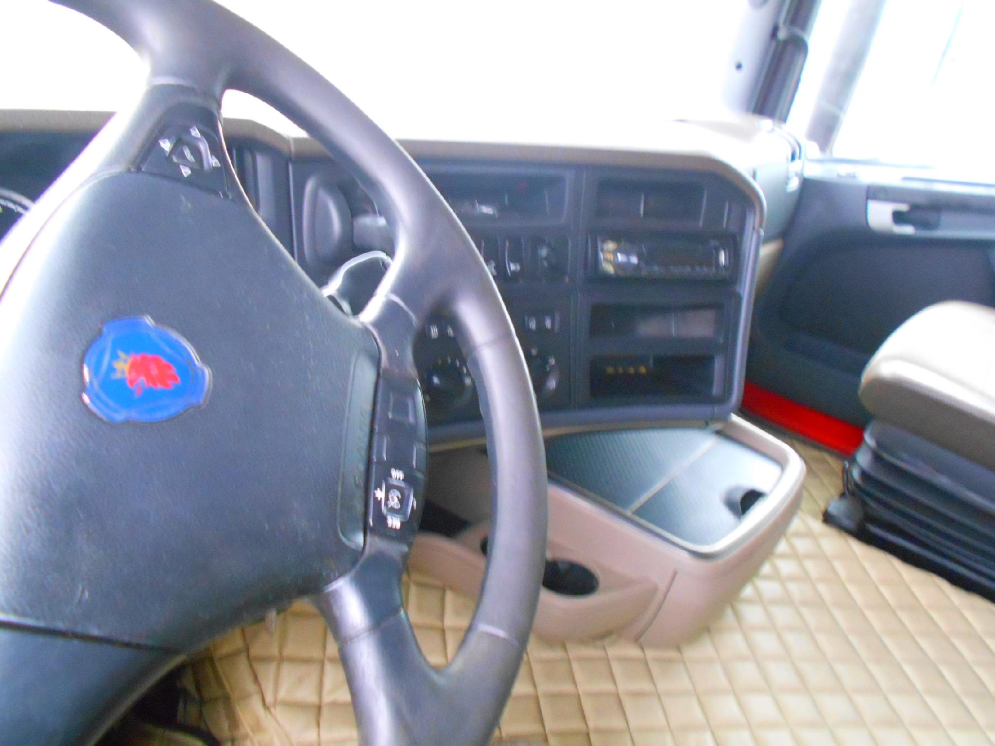 Vozidlo SCANIA R440 LA 4x2