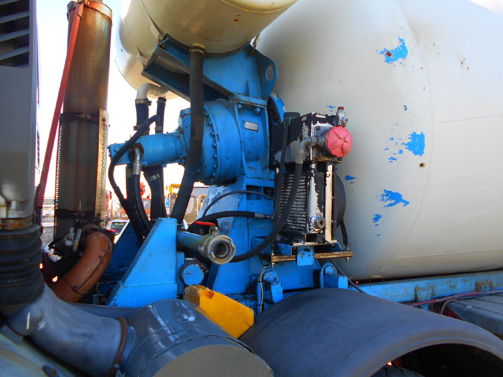 Vozidlo IVECO MP 340E34H