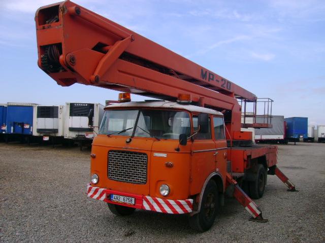Vozidlo ŠKODA 706 RTH SUB MP 20
