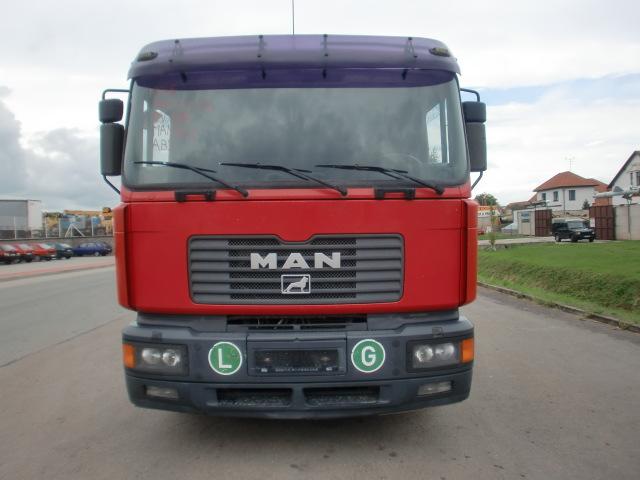 Vozidlo MAN 26.464 FVLT